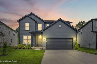 4625 Golden Eagle Dr, Louisville, KY 40245