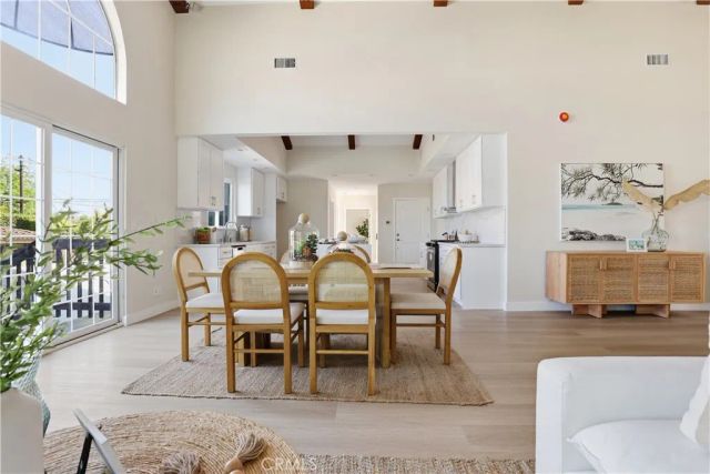 6200 W 77th Street, Los Angeles, CA 90045