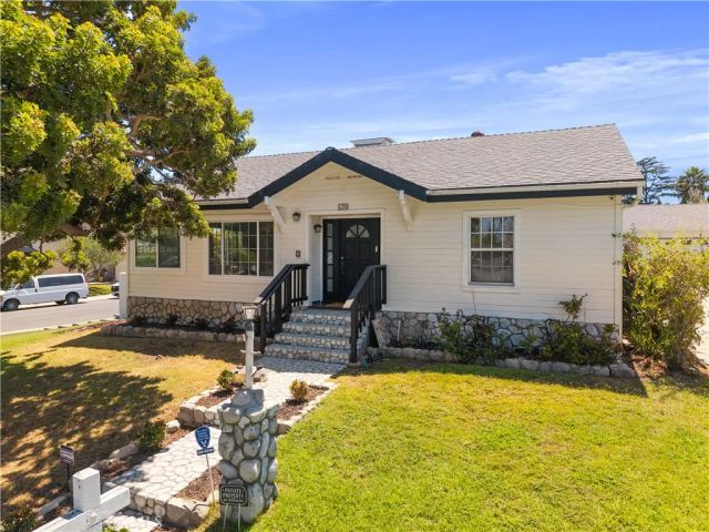 6200 W 77th Street, Los Angeles, CA 90045