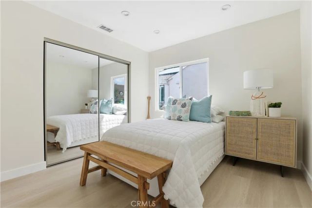 6200 W 77th Street, Los Angeles, CA 90045