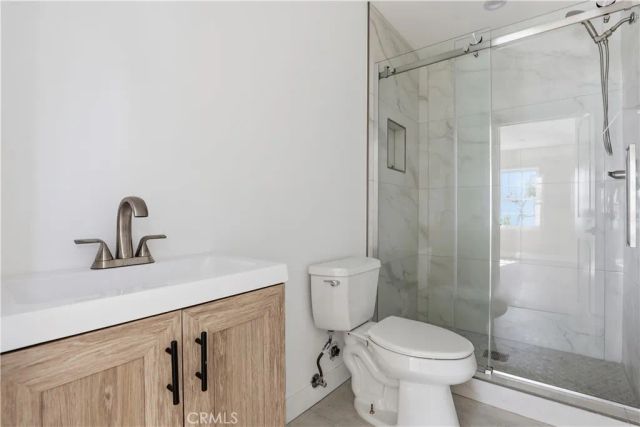 6200 W 77th Street, Los Angeles, CA 90045