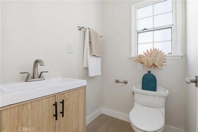 6200 W 77th Street, Los Angeles, CA 90045