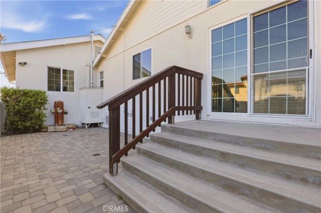 6200 W 77th Street, Los Angeles, CA 90045