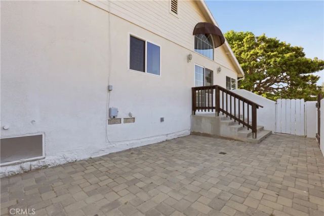 6200 W 77th Street, Los Angeles, CA 90045