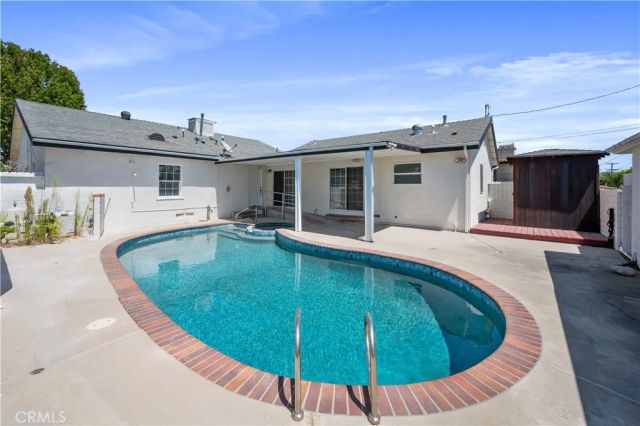 6200 W 77th Street, Los Angeles, CA 90045