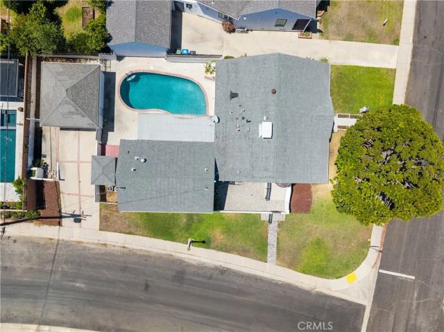 6200 W 77th Street, Los Angeles, CA 90045