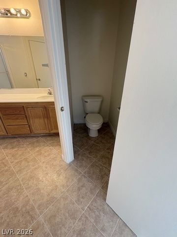 7907 Teal Harbor Avenue, Las Vegas, NV 89117