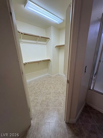 7907 Teal Harbor Avenue, Las Vegas, NV 89117