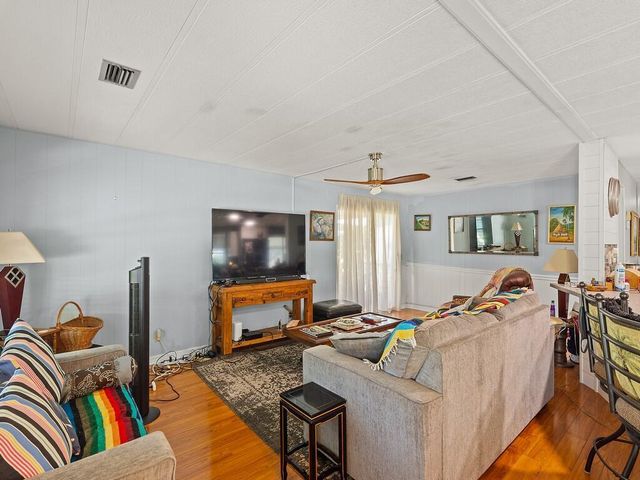 461 Onyx Way, Jensen Beach, FL 34957