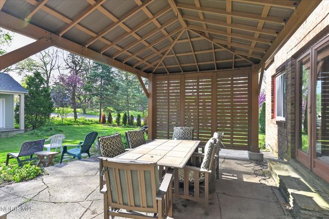 2204 Orchard Road, Toledo, OH 43606