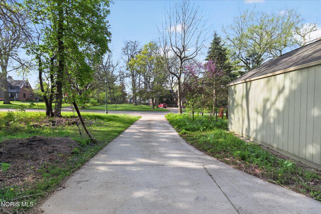 2204 Orchard Road, Toledo, OH 43606