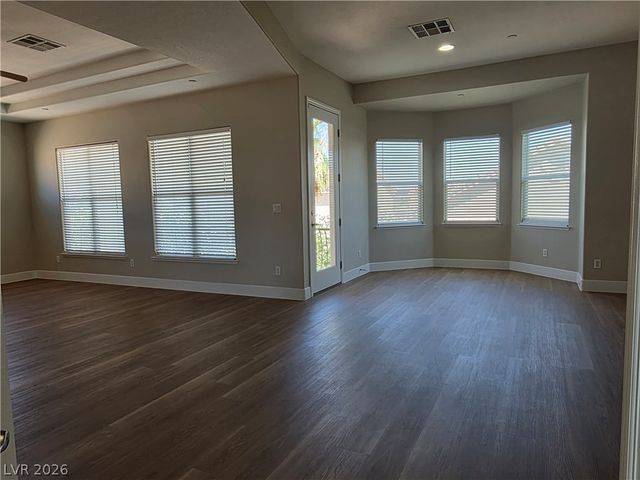 3721 White Lion Lane, North Las Vegas, NV 89084