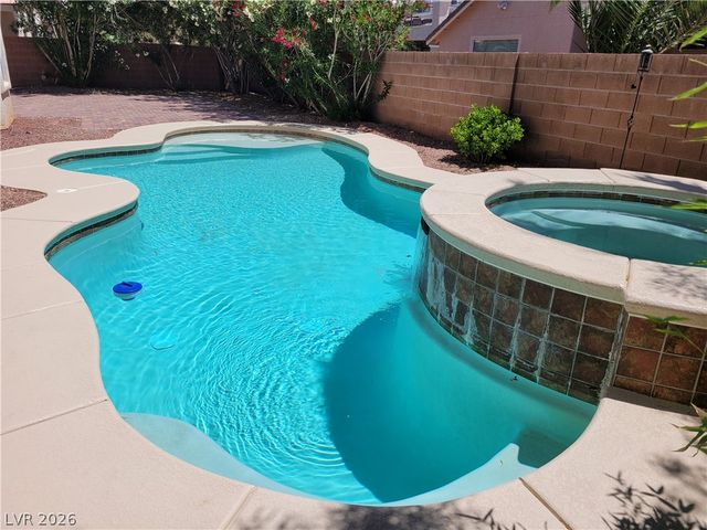 3721 White Lion Lane, North Las Vegas, NV 89084