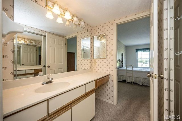 12929 Portulaca Drive 211, St Louis, MO 63146