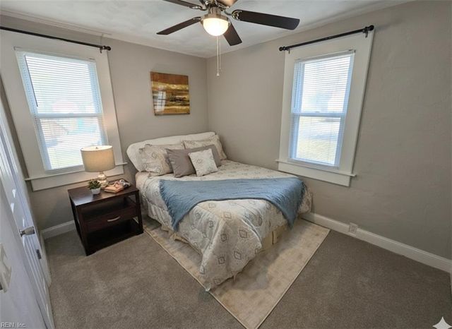 51 E Pollux CIR, Portsmouth, VA 23701