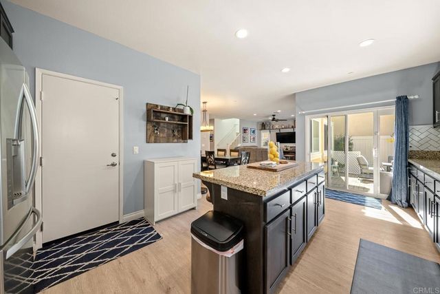 248 Dun Blazer Way, Fallbrook, CA 92028