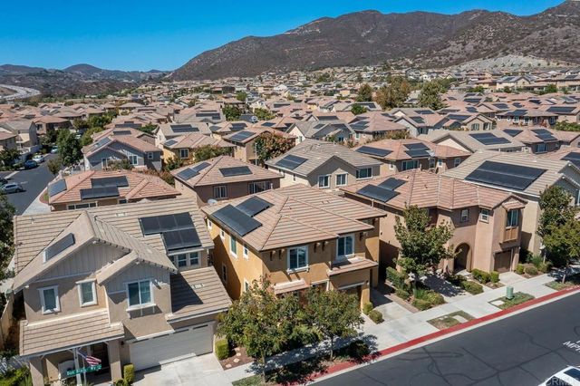 248 Dun Blazer Way, Fallbrook, CA 92028