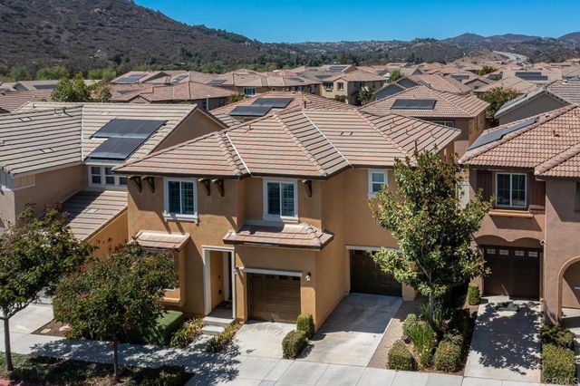 248 Dun Blazer Way, Fallbrook, CA 92028
