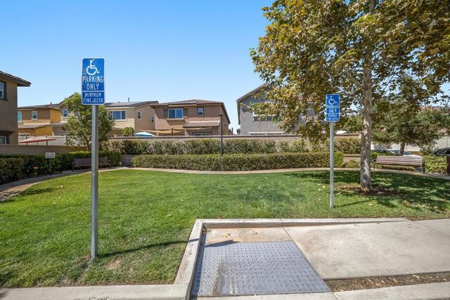248 Dun Blazer Way, Fallbrook, CA 92028