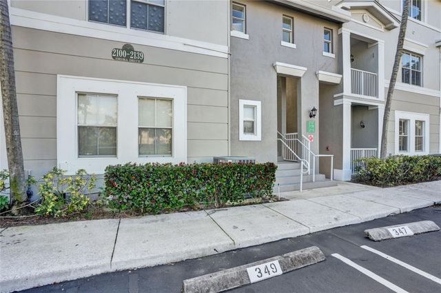 2137 Shoma Drive 156 Bldg 17, Royal Palm Beach, FL 33414