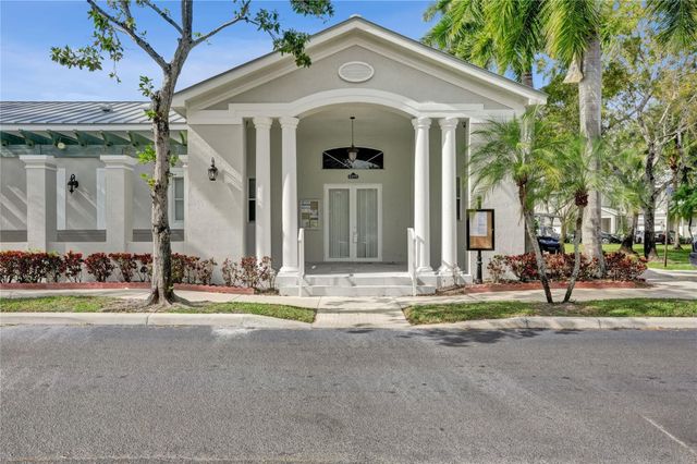 2137 Shoma Drive 156 Bldg 17, Royal Palm Beach, FL 33414