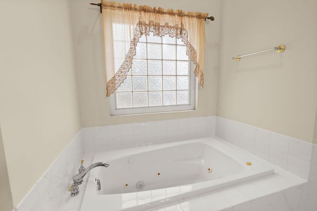 136 Cotillion Crescent, Summerville, SC 29483