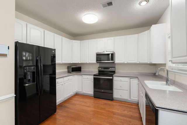 136 Cotillion Crescent, Summerville, SC 29483