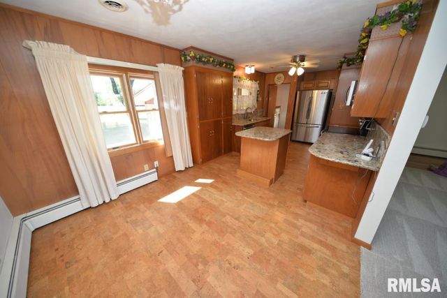 11455 E Richview Road, Mt Vernon, IL 62864