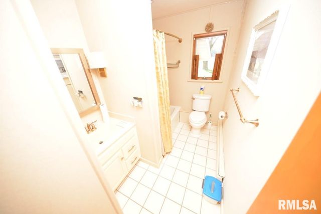 11455 E Richview Road, Mt Vernon, IL 62864