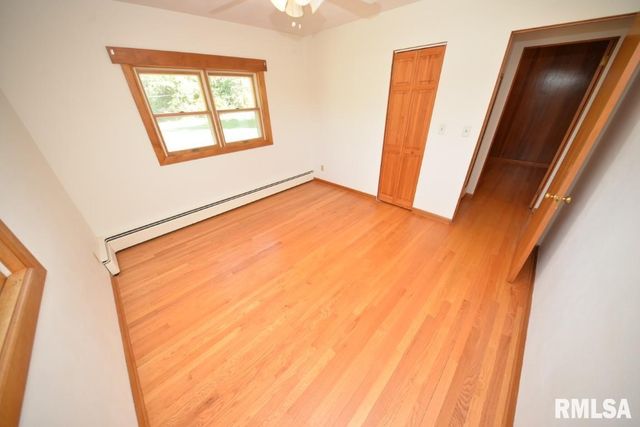 11455 E Richview Road, Mt Vernon, IL 62864