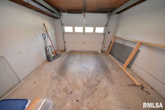 11455 E Richview Road, Mt Vernon, IL 62864