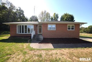 11455 E Richview Road, Mt Vernon, IL 62864