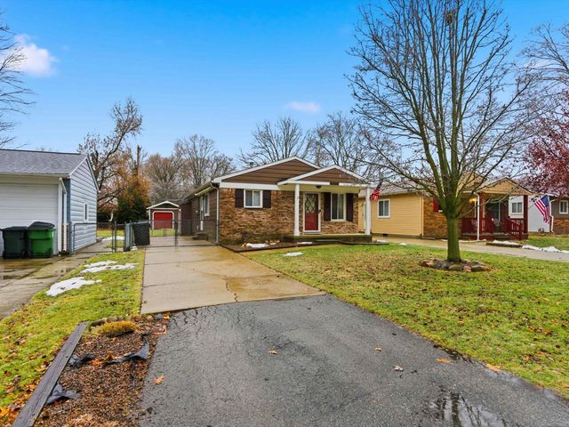 8842 Janis Street, Shelby Twp, MI 48317