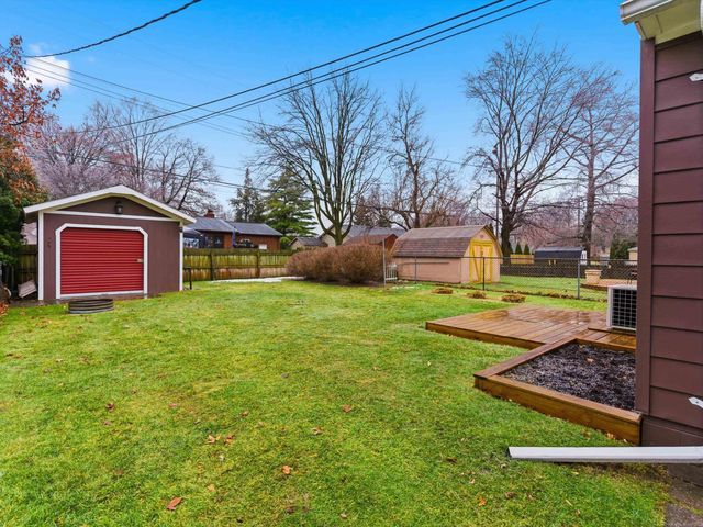 8842 Janis Street, Shelby Twp, MI 48317