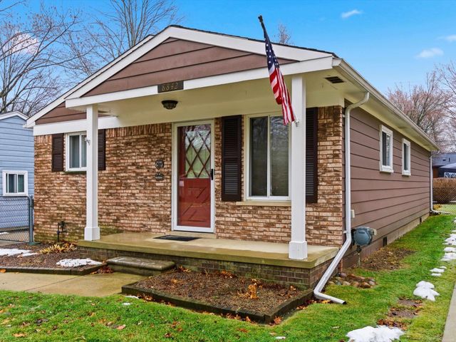 8842 Janis Street, Shelby Twp, MI 48317