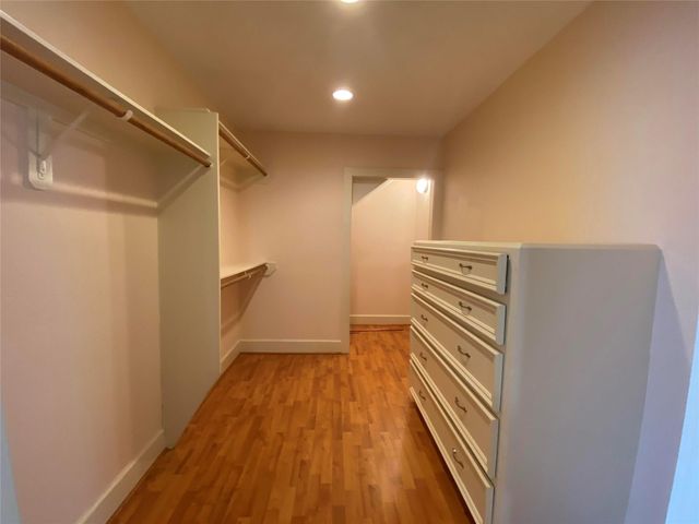 911 Hawthorne Road, Clear Lake Shores, TX 77565