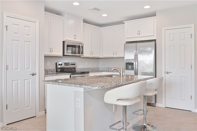 3718 Crofton CT, Fort Myers, FL 33916