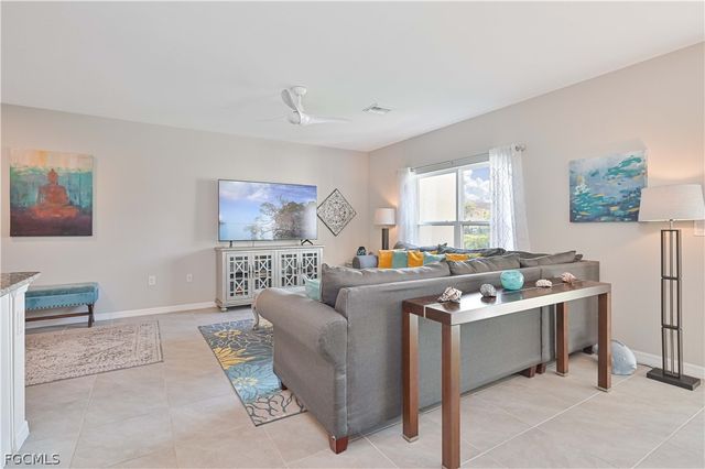 3718 Crofton CT, Fort Myers, FL 33916