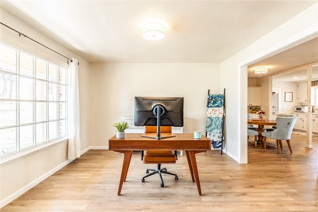 97 Regents Park, Bedford, TX 76022