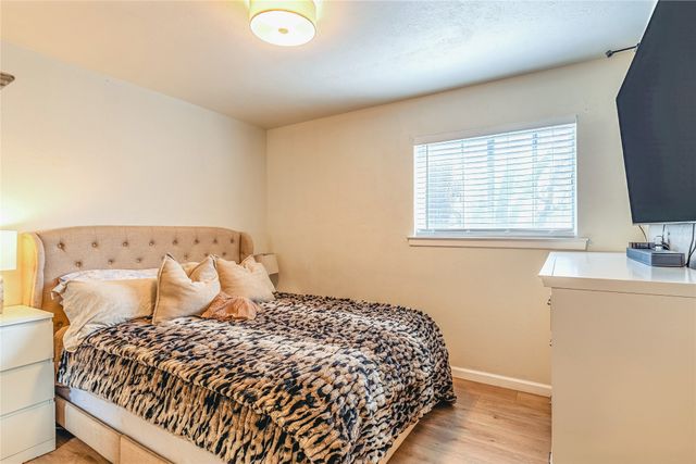 97 Regents Park, Bedford, TX 76022