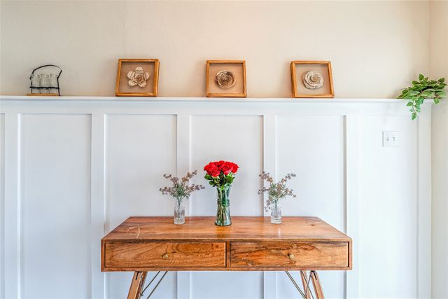 97 Regents Park, Bedford, TX 76022