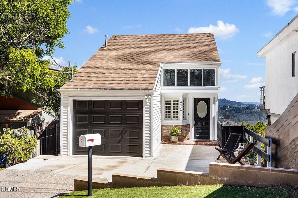 6936 Pacific View Drive, Los Angeles, CA 90068 — exterior