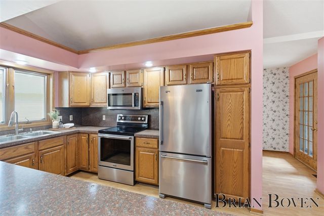 6957 Pinehurst Lane 3, Rockford, MI 49341