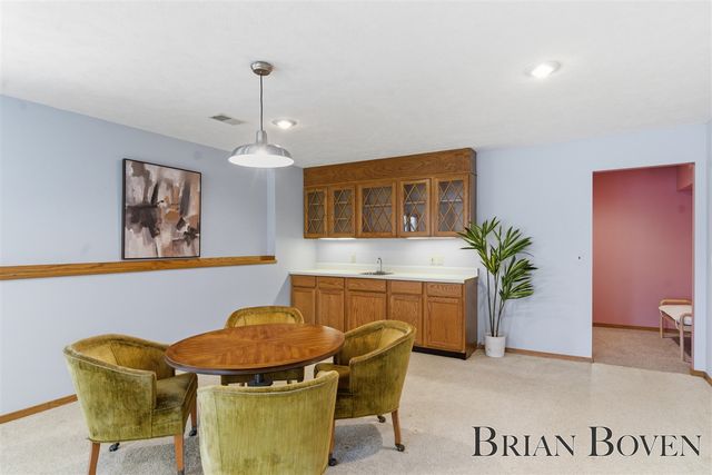 6957 Pinehurst Lane 3, Rockford, MI 49341