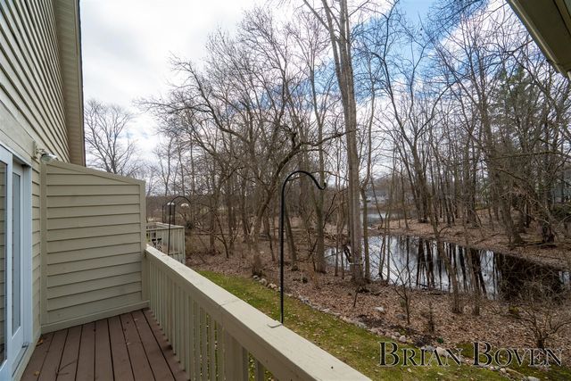 6957 Pinehurst Lane 3, Rockford, MI 49341