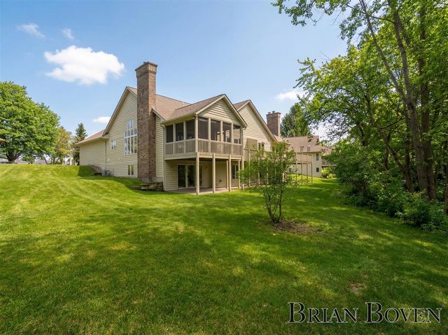 6957 Pinehurst Lane 3, Rockford, MI 49341