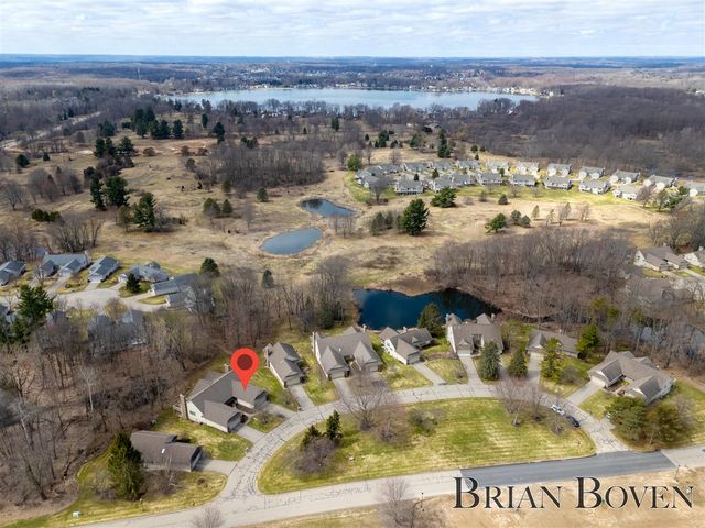 6957 Pinehurst Lane 3, Rockford, MI 49341