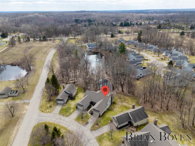 6957 Pinehurst Lane 3, Rockford, MI 49341