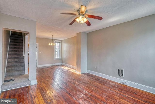 628 CHESTNUT ST, York, PA 17403