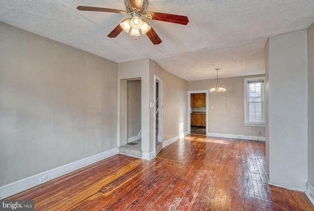 628 CHESTNUT ST, York, PA 17403